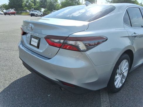 Used 2024 Toyota Camry LE FWD image 13