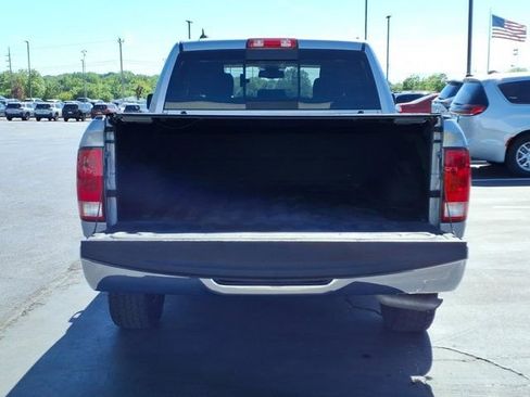 Used 2019 RAM 1500 Classic SLT w/ Luxury Group AWD/4WD image 27