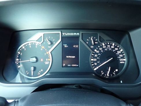Used 2022 Toyota Tundra SR5 AWD/4WD image 30