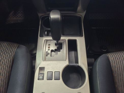 Used 2013 Toyota 4Runner SR5 RWD image 14
