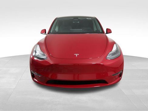Used 2022 Tesla Model Y Performance AWD/4WD image 3