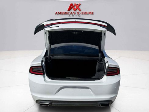Used 2019 Dodge Charger SXT w/ Blacktop Package RWD image 53