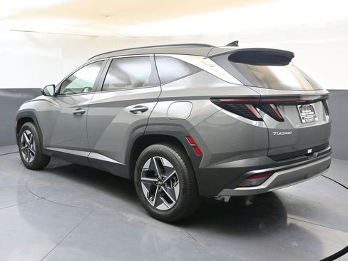 Certified 2025 Hyundai Tucson SEL image 3