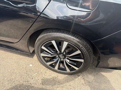 Used 2023 Honda Civic EX image 12