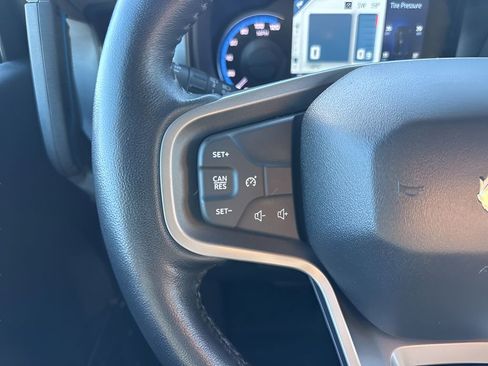 Used 2022 Ford Bronco Black Diamond image 12