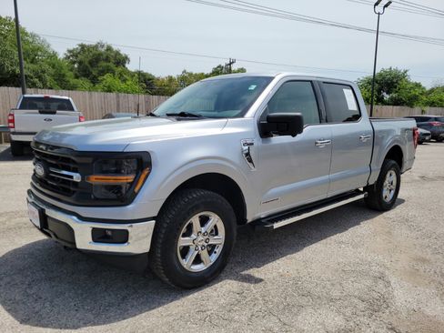 Used 2024 Ford F150 XLT w/ Mobile Office Package image 8