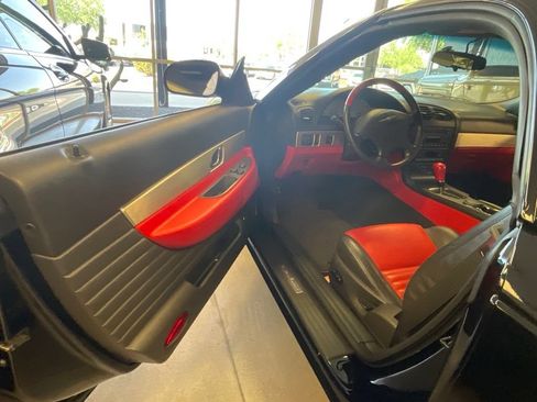 Used 2002 Ford Thunderbird RWD image 11