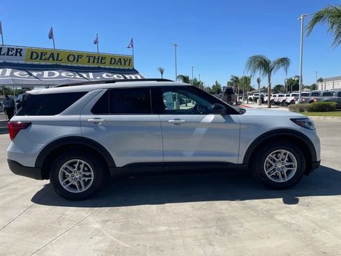 New 2026 Ford Explorer Active w/ Active Comfort Package RWD image 6
