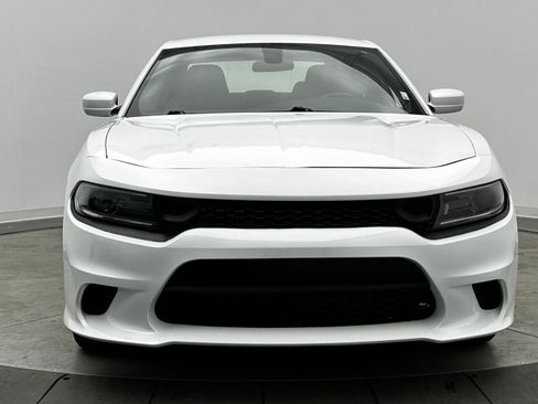 Used 2022 Dodge Charger SXT image 2