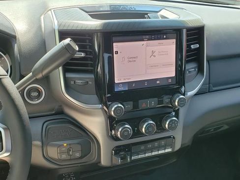 New 2026 RAM 2500 Big Horn AWD/4WD image 11