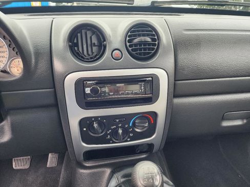 Used 2003 Jeep Liberty Renegade image 17