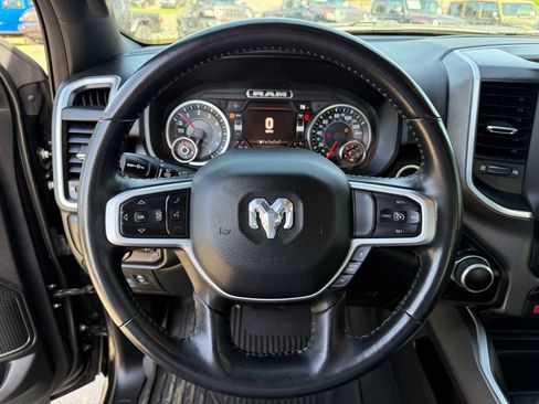 Used 2022 RAM 1500 Big Horn AWD/4WD image 14
