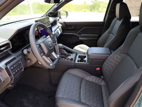 New 2026 Toyota 4Runner TRD Off-Road Premium AWD/4WD image 12