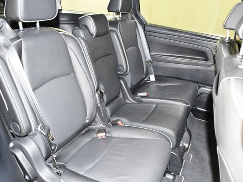 Certified 2025 Honda Odyssey Touring image 46