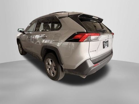 Used 2025 Toyota RAV4 XLE image 5