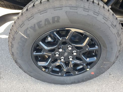 New 2026 Ford F150 XLT w/ XLT Black Appearance Package image 7