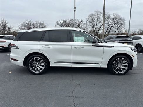 Certified 2023 Lincoln Aviator Grand Touring w/ Elements Package Plus image 4