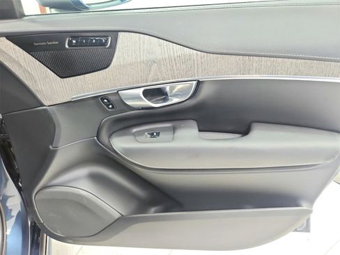 Used 2024 Volvo XC90 B6 Ultimate w/ Protection Package Premier image 46