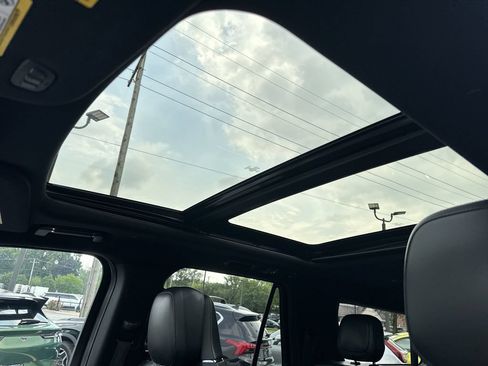 Used 2020 Lincoln Navigator L Reserve w/ Equipment Group 208A Reserve AWD/4WD image 16