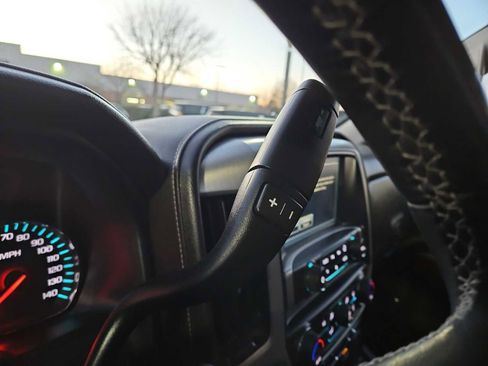 Used 2018 GMC Sierra 1500 SLT w/ Enhanced Driver Alert Package image 30