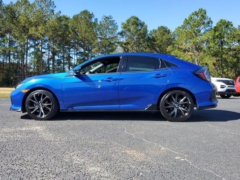 Used 2018 Honda Civic Sport image 6