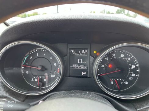 Used 2011 Jeep Grand Cherokee Laredo image 7