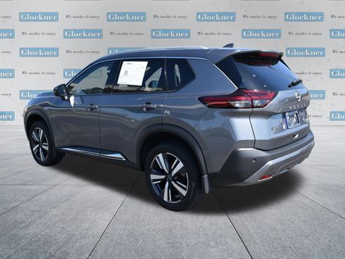 Used 2023 Nissan Rogue SL image 8