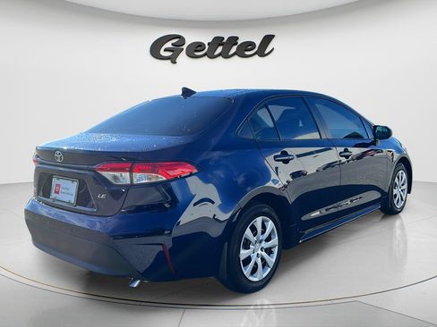 Used 2025 Toyota Corolla LE FWD image 5