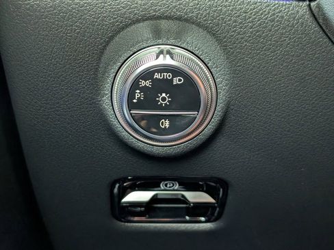 New 2026 Mercedes-Benz C 300 4MATIC Sedan image 21