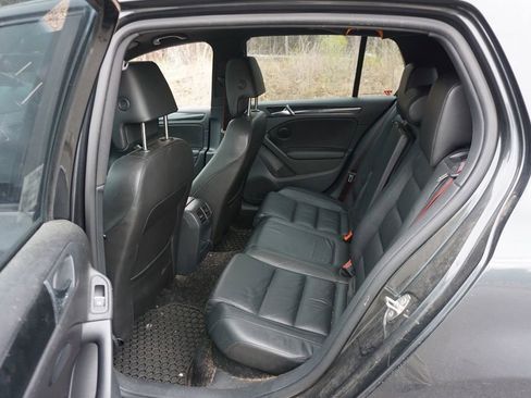 Used 2014 Volkswagen GTI Driver's Edition image 13