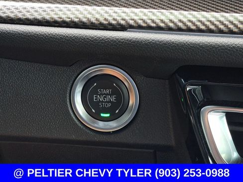 Used 2025 Chevrolet Traverse High Country FWD image 32
