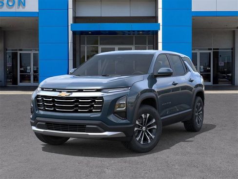 New 2026 Chevrolet Equinox LT image 6