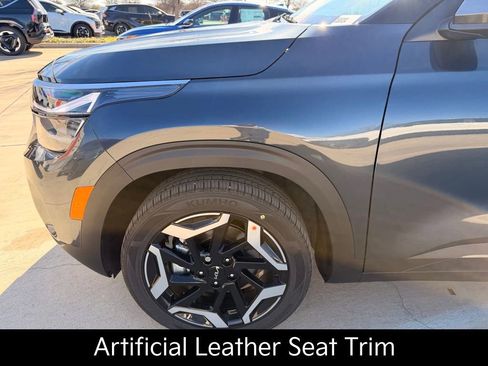 New 2026 Kia Seltos SX image 8