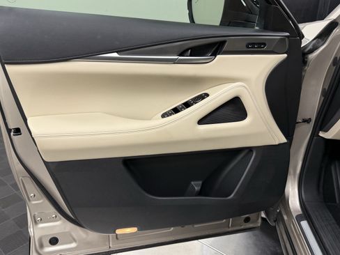 Certified 2024 INFINITI QX60 Luxe FWD image 10