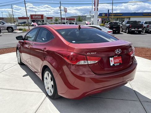 Used 2011 Hyundai Elantra Limited w/ Premium Pkg 5 FWD image 5