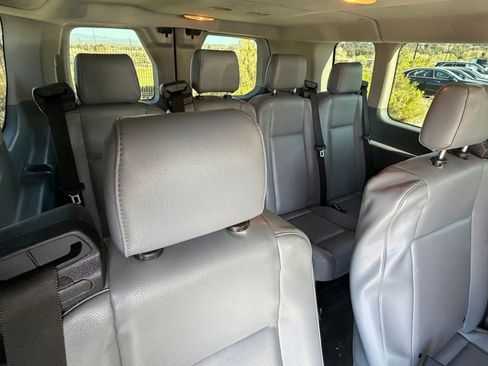 Used 2018 Ford Transit 350 XL image 23