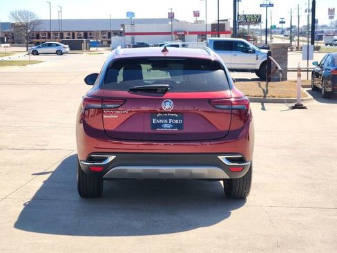 Used 2022 Buick Envision Essence w/ Safety Package image 5