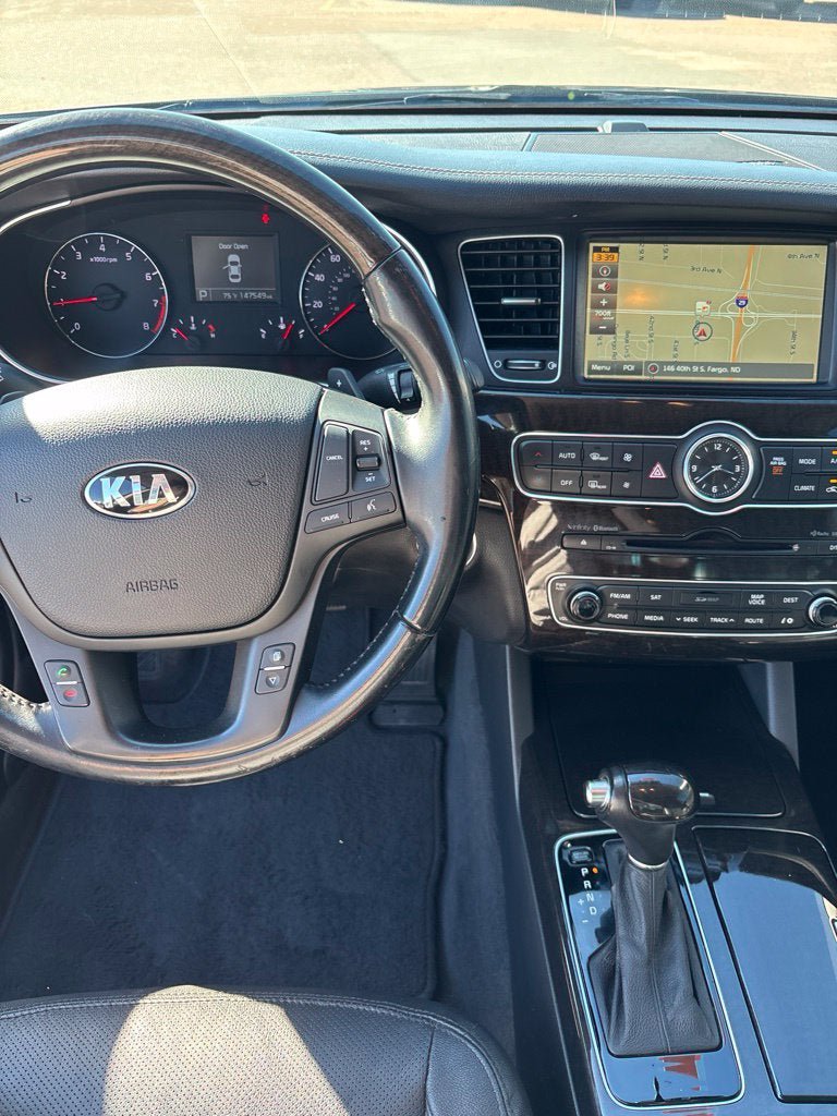 Used 2015 Kia Cadenza Premium FWD image 14