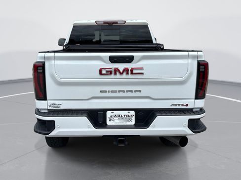 Used 2024 GMC Sierra 2500 AT4 w/ AT4 Premium Plus Package AWD/4WD image 7