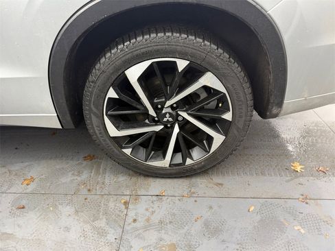 Used 2022 Mitsubishi Outlander SEL image 36