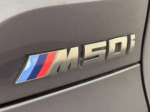 Used 2021 BMW X5 M50i w/ Executive Package image 38
