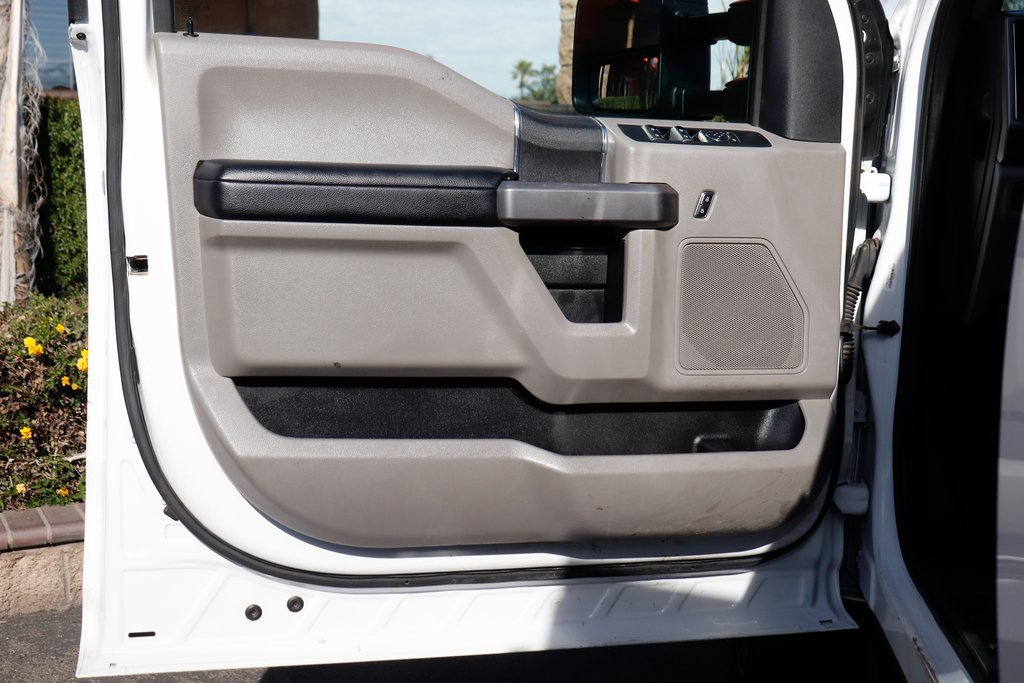 Used 2019 Ford F550 4x4 Crew Cab Super Duty image 19