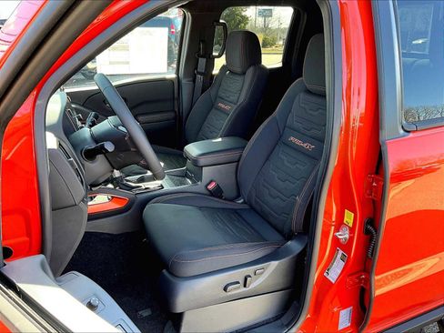 New 2025 Nissan Frontier PRO-4X image 11