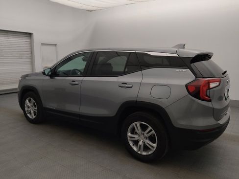 Used 2023 GMC Terrain SLE w/ LPO, Floor Liner Package FWD image 3