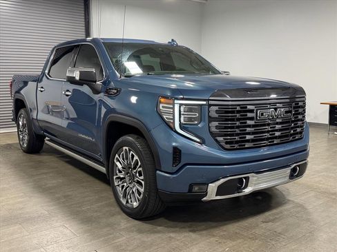 Used 2024 GMC Sierra 1500 Denali Ultimate image 2