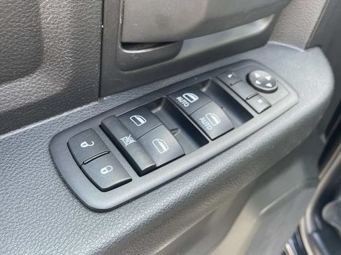 Used 2014 RAM 1500 Express w/ Black Ram 1500 Express Group RWD image 17