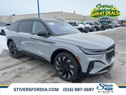 New 2026 Lincoln Nautilus Reserve image 1