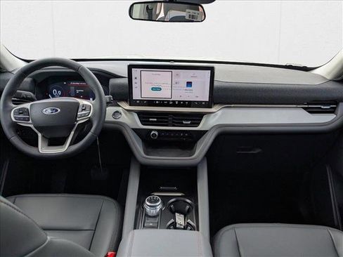 New 2025 Ford Explorer Active w/ Active Comfort Package image 14