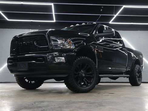 Used 2018 RAM 2500 Big Horn w/ Sport Appearance Group AWD/4WD image 5