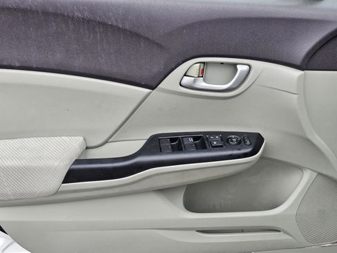 Used 2012 Honda Civic LX image 9